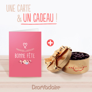 souhaiter une bonne fête avec une belle carte et un cadeau