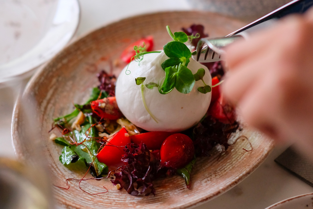 Salade de tomates à la burrata (fromage Italien) Burrata_tomates