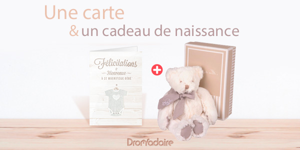 féliciter avec une belle carte et un cadeau