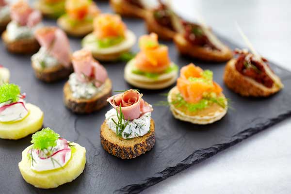 Canapés Et Amuse Gueules